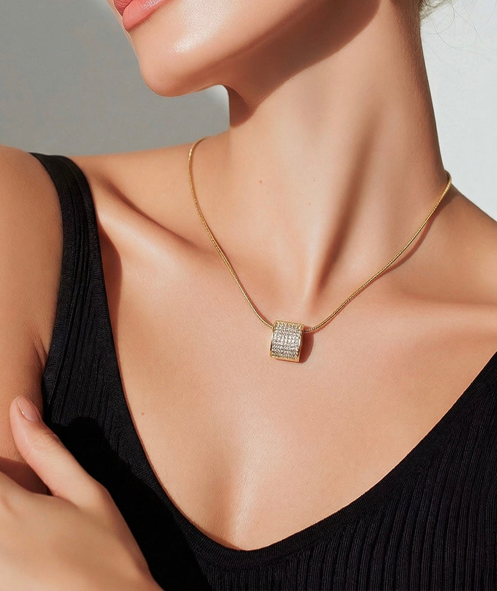 PT444G B.Tiff Gold Pavé Oreiller Pendant Necklace with Coil Chain